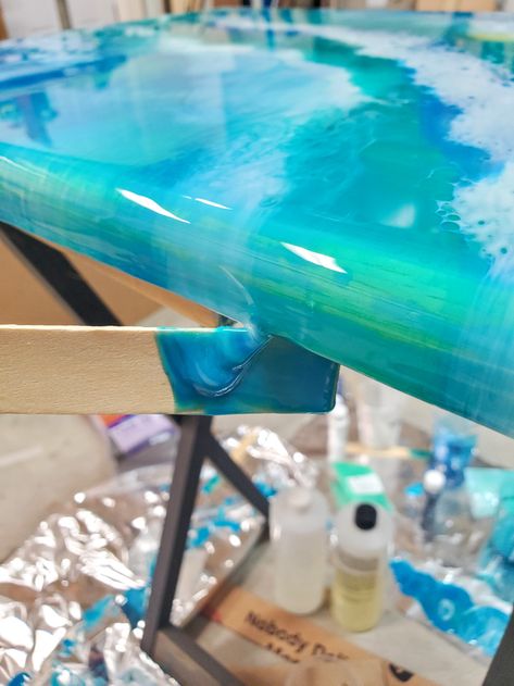 How To Resin A Table Top, How To Make Resin Table Top, Resin Outdoor Table, Acrylic Table Top Diy, Resin Tabletop Diy, Resin Pour Table Diy, Pour Painting Table Top, Outdoor Resin Table Top Diy, Acrylic Pour Table Top Diy