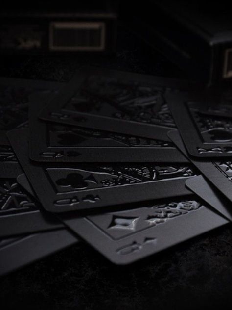 Matte Black Accessories, Rauch Fotografie, Black Cards, Black Card, Black Accessories, Black Aesthetic Wallpaper, Black And White Aesthetic, Black And White Pictures, Dark Wallpaper