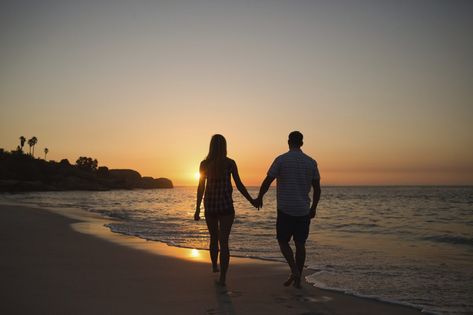 couple holding hands while walking on beach Couples Walking Together, Couple Holding Hands While Walking, Couple Walking Holding Hands, Painting Beach Scenes, Holding Hands On The Beach, Happy Friendship Day Picture, Couple Walking On Beach, Holding Hands While Walking, Holding Hands Images