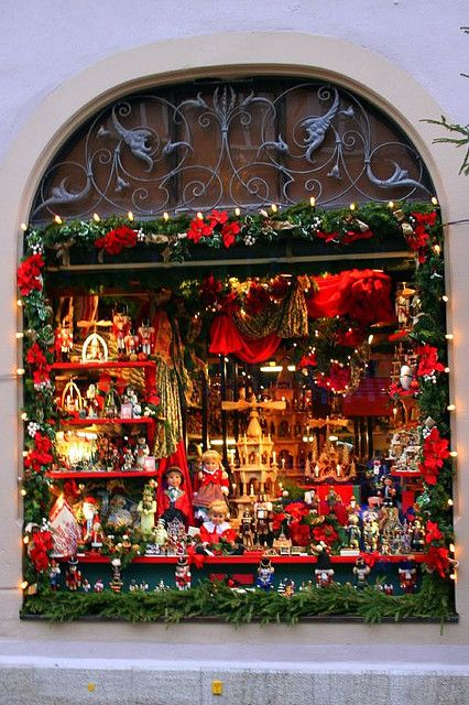 #Rothenburg Christmas Window, #Germany Christmas In Germany, Visual Merchandiser, Natal Diy, Christmas Window Display, God Jul, German Christmas, Christmas Window, Christmas Store, Christmas Scenes