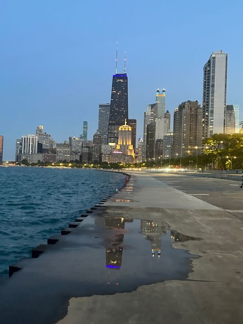 Lake Michigan Chicago Aesthetic, Chicago Summer Aesthetic, Lake Michigan Aesthetic, Michigan Aesthetic, Chicago Lake Michigan, Chicago View, Chicago Cityscape, Chicago Lake, Lake Michigan Chicago