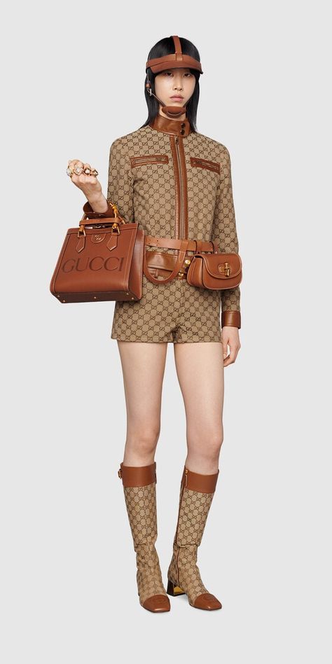 Gucci 2022, Maximalist Outfit, Gucci Fashion Outfits, Celebrity Bags, Gucci Runway, Monogram Outfit, Gucci Shop, Gucci Fashion, Blazer Outfits
