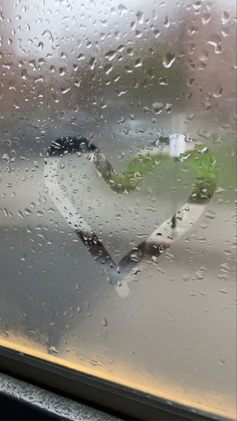Rain Gloomy Aesthetic, Tumblr, Aesthetic Rainy Day Pictures, Gentle Rain Aesthetic, Post Rain Aesthetic, Rainy Day Astethic, Rainy Whether Aesthetic, Watching Rain Aesthetic, Good Weather Aesthetic