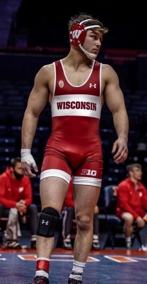 Follow @wrestle-bear and get more of the good stuff by joining Tumblr today. Dive in! Tumblr, Olympic Wrestling Men, Wrestling Tights, Vintage Muscle Men, College Wrestling, Olympic Wrestling, Wrestling Outfits, Black Muscle Men, Foto Sport
