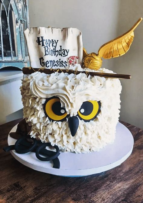 Owl Cakes, Pastel, Hedwig Cake, Harry Potter Treats, Owl Cake Birthday, Cumpleaños Harry Potter, Harry Potter Birthday Cake, Artist Cake, Harry Potter Bedroom