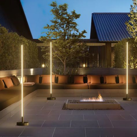 12 Creative Fire Pit Lighting Ideas to Enhance Your Outdoor Space | Realicozy Backyard Led Lighting Ideas, Modern Backyard Lighting, Modern Solar Lights Outdoor, Balloon Arch With Lights, Rooftop Decoration Ideas, Led Strip Lighting Ideas Outdoor, Outdoor Floor Lighting, Modern Outdoor Swing, Amazing Yards