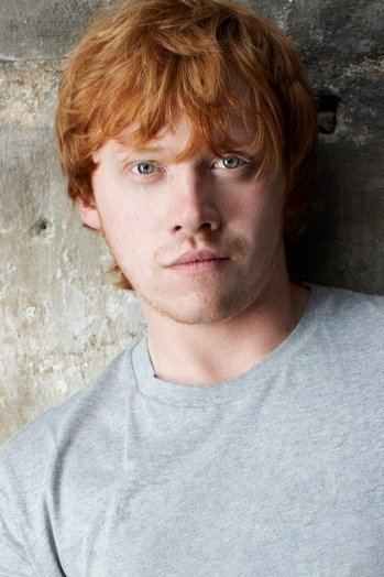 Rupert Grant The Hogwarts Times June 2014 Hp Facts, Ron Weasley Imagines, Granger Hermione, Rupert Grint Ron Weasley, Hermione Draco, Slytherin Harry, Weasley Harry Potter, Arena Football, Harry Potter Ron Weasley