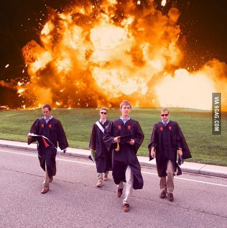 Friends and I graduated today... Funny Graduation Pictures, Graduation Meme, Graduation Picture Ideas, Graduation Photography Poses, Morning Photo, Graduation Poses, Graduation Picture, Graduation Picture Poses, Grad Photoshoot