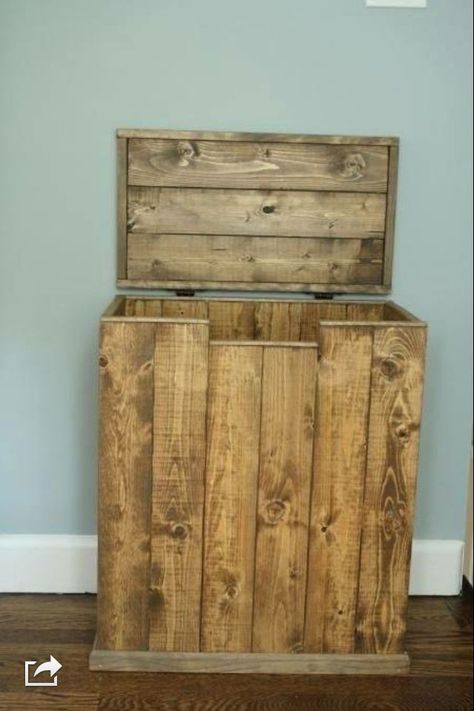 DIY Laundry Hamper-Dirty Laundry Belongs in the Basket, Not Online Wooden Pallet Projects, Diy Projektit, Wooden Pallet Furniture, Pallet Creations, Diy Laundry, Pallet Crafts, Diy Holz, Trash Bins, Diy Pallet Projects