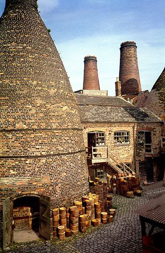 Gladstone Pottery Works, Stoke-on-Trent, England. The Gladstone Pottery Museum is a working museum of a medium sized pottery, typical of those once common in the North Staffordshire area of England from the time of the industrial revolution in the 18th century to the mid 20th century Pottery Museum, Trent England, Magic Places, The Industrial Revolution, Staffordshire England, Northern England, Pottery Classes, England And Scotland, Peak District