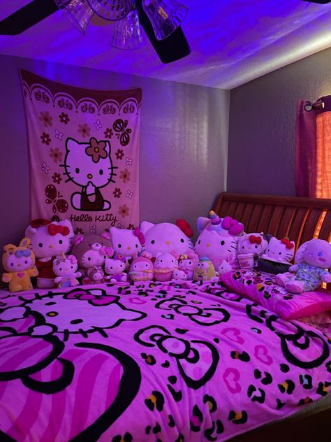 Y2k Pink Bedroom, Hello Kitty Room, Hello Kitty Outfit, Hello Kitty Room Decor, Kitty Room, Hello Kitty Bedroom, Y2k Hello Kitty, Y2k Room, Cat Bedroom