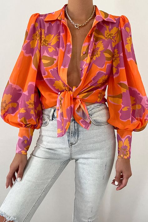 Lantern Sleeve Shirt, Top In Pizzo, Bishop Sleeve Blouse, Chiffon Cardigan, Lantern Sleeved Blouses, Straight Clothes, Puff Long Sleeves, Modieuze Outfits, Turndown Collar