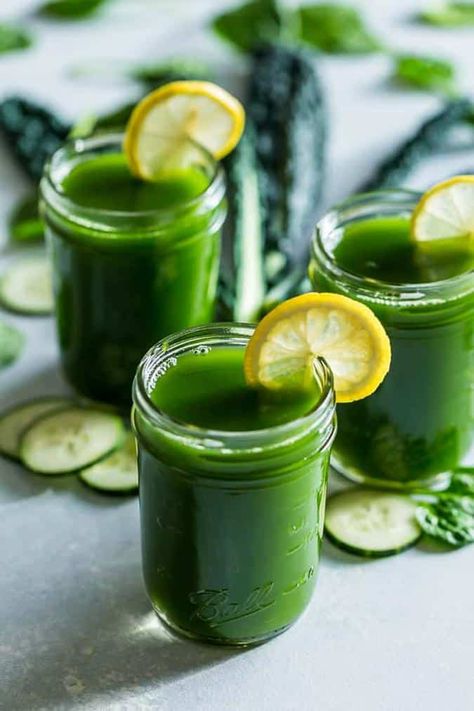 Morning Juice Recipe, Fresh Juice Recipes, Smoothie Detox Cleanse, Kale Juice, Morning Juice, Heart Diet, Detox Juice Recipes, Green Juice Recipes, Healthy Juice Recipes