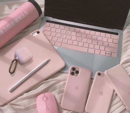 #Apple #iPhone #MacBook #iPad #AirPods Apple Products Pink, Pink Apple Products Aesthetic, Macbook Ipad Aesthetic, Iphone Ipad Macbook Aesthetic, Aesthetic Apple Products, Ipad And Macbook Aesthetic, Apple Devices Aesthetic, Nootbook Apple, Apple Laptop Aesthetic