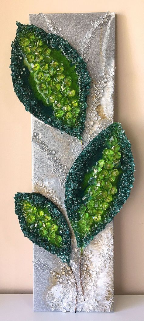 Create extra dimension to your resin wall art, by adding three-dimensional leaves. | Sue Findlay Designs 3d Resin Art Sculpture, Epoxy Resin Wall Art Diy, Wall Painting Frame Ideas, Resin Wall Art Ideas, Glass And Resin Art On Canvas, Glass Resin Art Diy, Painting Frame Ideas, Resin Wall Art Diy, 2 Dimensional Art
