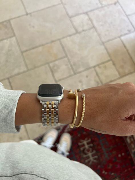 Gold Bracelets With Apple Watch, How To Wear Apple Watch With Bracelets, Apple Watch With Gold Bracelets, 45mm Apple Watch Band, Gold Bracelet With Apple Watch, Women’s Watch Styling, I Watch Aesthetics, Apple Watch Bracelets Stack, Apple Watch Layered With Bracelets