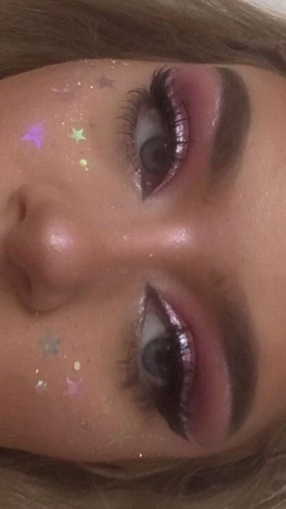 euphoria makeup eyeliner  Cosmetic Glitter Stars for use on the face - Silver Rosa Make-up, Teknik Makeup, Soft Girl Makeup, E Girl Makeup, Maquillage On Fleek, Orange Makeup, Smink Inspiration, Make Up Videos, Makeup Course