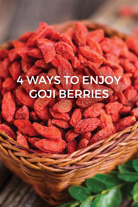 a basket of red goji berries with text reading 4 Ways to Enjoy Goji Berries Gogi Berry Recipes, Gogi Berry Benefits, Recipes With Goji Berries, Gogi Berries Recipes, Goumi Berry Recipes, Dried Goji Berry Recipes, Goji Berries Recipes, Berry Recipes Healthy, Benefits Of Goji Berries