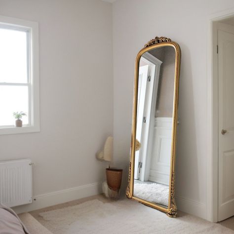 Floor Mirror Living Room, Gold Floor Mirror, Oversized Floor Mirror, Anthropologie Decor, Mirror Home Decor, Victorian Mirror, Baroque Mirror, Antique Wall Decor, Baroque Decor