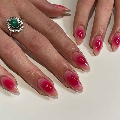MIRRORS on Instagram: “Been loving these aura nails lately . . . . . #auranails #nycnailtech #lanailtech #naildesign #nailartist #slcnailtech #airbrushnails…” Nails With One Finger Design, Simple Cool Nails, Heat Signature Nails, Ombre Aura Nails, Bright Aura Nails, Red And Pink Nail Art, Cool Simple Nails, Fun Nails 2023, Red Aura Nails
