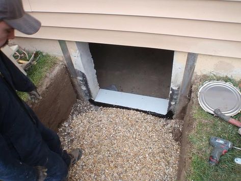 DryZone, LLC - Crawl Space Repair Photo Album - A Turtl crawlspace entry can keep the water out of the crawlspace door area Crawl Space Entrance, Crawlspace Doors Outside, Crawl Space Cover Ideas, Crawlspace Cover, Crawlspace Doors, Crawl Space Access Door, Crawl Space Cover, Diy Crawlspace, Crawl Space Door