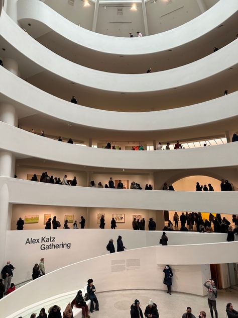 guggenheim, museum, new york, new york museums, art, artwork, paintings, famous art, gallery, gallery art Best Art Gallery In The World, Museum Of Modern Art New York, Museums New York, New York Art Gallery, Nyc Art Gallery, New York Art Museum, Museum Of Modern Art Nyc, Modern Art Museum Aesthetic, Museum Modern Art