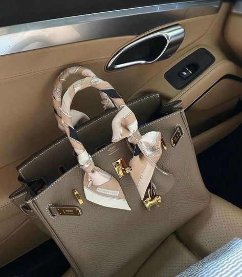 the devil you know bu elizabeth o’roark Sac Hermes Kelly, Tas Hermes, Tas Louis Vuitton, Looks Pinterest, Luxury Bags Collection, Fancy Bags, Bags Designer Fashion, Luxury Purses, Birkin Bag