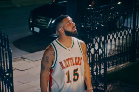 Drake’s In My Feeling video is finally out Feelings Playlist Cover, In My Feelings Playlist Cover, Thank Me Later Drake, Drake Love Songs, In My Feelings Playlist, Feelings Playlist, In My Feelings Drake, Drake Playlist, Good Hip Hop Songs