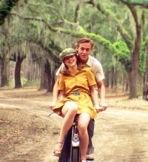 2 People On A Bike, Aesthetic Famous People, Two People Riding A Bike, Famous People Aesthetic, Two People On A Bike, The Notebook Aesthetic Wallpaper, The Notebook Wallpaper, Famous Movie Couples, People Riding Bikes