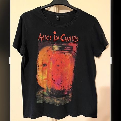 Alice in Chains T-shirt Jar Of Flies Black L Large Graphic Grunge Heavy Metal Graphic Grunge Tees, Alice In Chains Shirt Outfit, Alice In Chains Jar Of Flies, Alice In Chains T Shirt, Baggy Tee Shirt Outfit, Graphic Tees Thrift, 90s Band Tee, Band Tee Outfits Grunge, Alice In Chains Shirt