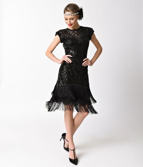 Feel like creating an atmosphere, darling? The stunning Del Mar Flapper Dress from Unique Vintage is made for mavens on the move. This elegant 1920s flapper costume is made of a lightweight sheer black mesh with subtle lining for a sexy and sleek look. The sweetheart bodice also features an illusion neckline to add a h 1920s Sequin Dress, 1920s Dress Up, Black 1920s Dress, Sequin Fringe Dress, 1920s Flapper Costume, 1920s Inspired Dresses, Black Flapper Dress, Flapper Outfit, 20s Fashion Dresses