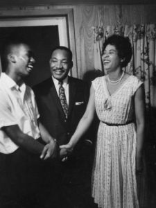 Dr. King's Journey Through the Natural State - Only In Arkansas Civil Rights Movement, Daisy Bates, Dr King, Mlk Jr, Civil Rights Leaders, People Of Interest, Women Around The World, Rosa Parks, Interesting History