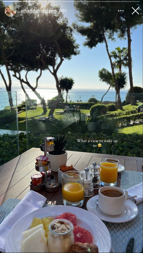 Vacation Breakfast Aesthetic, Vacation Morning Aesthetic, Aesthetic Vacation Captions, Breakfast With A View Insta Story, Family Vacation Instagram Story, Insta Breakfast Story, Beach Morning Quotes, Vacation Aesthetic Instagram Story, Instagram Post Ideas Vacation