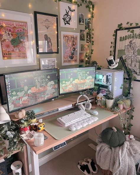 Earthy Pc Setup, Aesthetic Desk Setup Ideas, January Goals, Walk Everyday, Aesthetic Desk Setup, Desk Setup Ideas, Dream Bedroom Inspiration, Games Room Inspiration, Pretty Sunsets