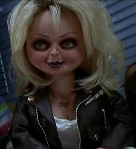 Tiffany Lee Ray Tiffany Valentine Doll, Tiffany Ray, Tiffany Bride Of Chucky, Tiffany Valentine, Tiffany Bride, Chucky Movies, Emo Icons, Childs Play Chucky, Chucky Doll