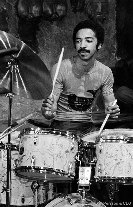 Tony Williams - DRUMMERWORLD Jazz Drummer, Francis Wolff, Arte Jazz, Tony Williams, Gretsch Drums, Classic Jazz, Jazz Fusion, Free Jazz, Jazz Funk