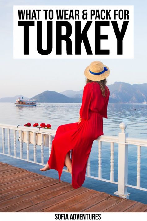 Turkey Honeymoon Outfits, Packing List Turkey, Istanbul What To Wear, Traveling To Turkey Outfits, Spring In Turkey Outfit, Turkey Outfit Ideas Summer, Outfit Ideas Turkey, Outfits For Istanbul Summer, Istanbul Fall Outfit