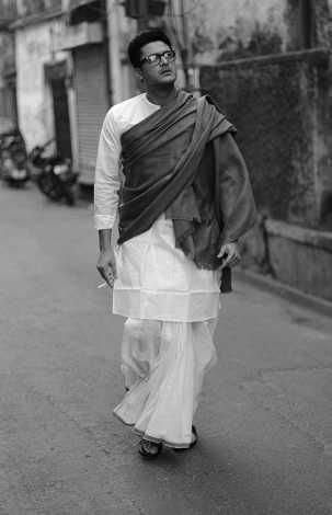 TEXTILES OF WEST BENGAL - TEXTILE VALUE CHAIN Indian Dhoti Men, Bengali Male Dress, Old Indian Clothes, Traditional Indian Clothing Men, Mens Indian Fashion, Indian Men Traditional Outfit, Bengali Dhoti Kurta For Men, Indian Clothes Men, Lungi Mens Indian