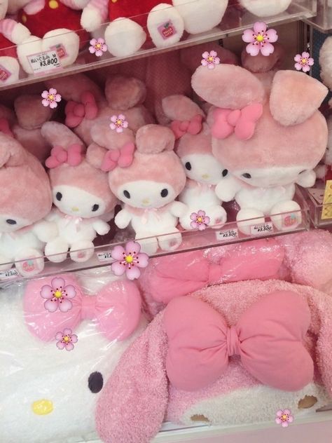 Charmmy Kitty, Hello Kitty Aesthetic, Inspo Pics, Kid Core, Kawaii Plush, Kawaii Plushies, Pastel Pink Aesthetic, Kawaii Room, Hello Kitty Items