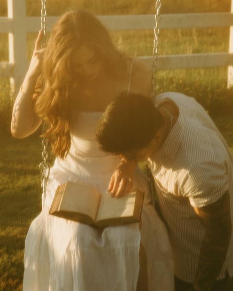 the sweetest front yard engagement photo session from last summer 🌻 Zephyr and Tide Tira Core, Cottage Core Couple Aesthetic, Small Town Couple Aesthetic, Painting Couple Aesthetic, Lillian + Core + Aesthetic, Lillian Core, Cottage Couple, Cottagecore Romance, Garden Couple