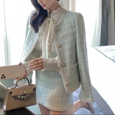 Stunning Luxury Two Piece Matching Set Skort Lining Lining Inside Skirt Is Shorts Style Tweed Jacket Outfit, Two Piece Matching Set, Tweed Set, Light Blue Skirts, Yellow Mini Skirt, Gold Mini Skirt, Red Mini Skirt, Estilo Preppy, Black Denim Skirt