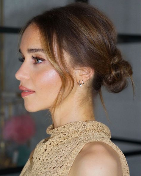 Balayage, Relaxed Low Bun, Slick Back Bun Bridesmaid, High Neck Dress Hairstyles Weddings, Middle Part Updo Hairstyles, Soft Low Bun Wedding Hair, Hairstyles Wedding Long Hair, Low Bun Styles, Soft Updo Hairstyles