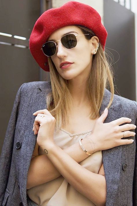 How to Wear a Beret Like a French Girl | Who What Wear How To Wear A Barrett Hat, How To Wear A Barrette, Barrett Hat, Beret Outfits, Hair Beret, How To Wear A Beret, Beret Outfit, Beret Style, Girls Secrets