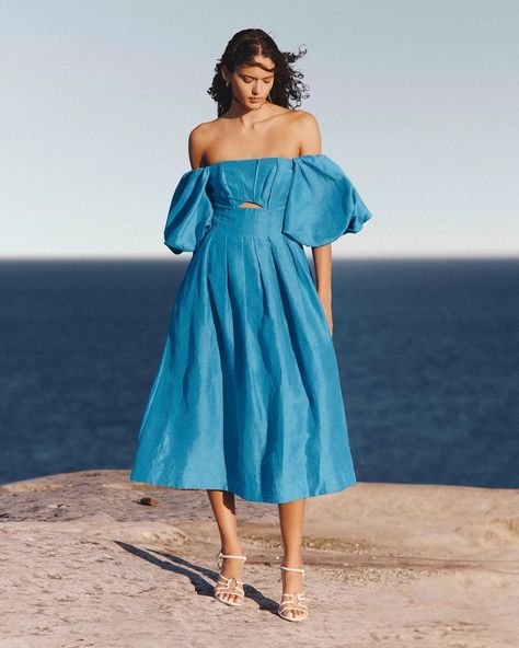 Our best selling silhouette from @_aje_ is back for summer in the most gorgeous blue 🦋 Shop the easy cotton poplins and linen blends from the Aussies who do it best, online and in stores now #shopshowroom #aje www.shopshowroom.com Vacation Capsule, Off Shoulder Midi Dress, Plunge Midi Dress, French Dress, Vacation Wardrobe, Beach Bar, Strapless Midi Dress, Pleated Midi Dress, Azure Blue