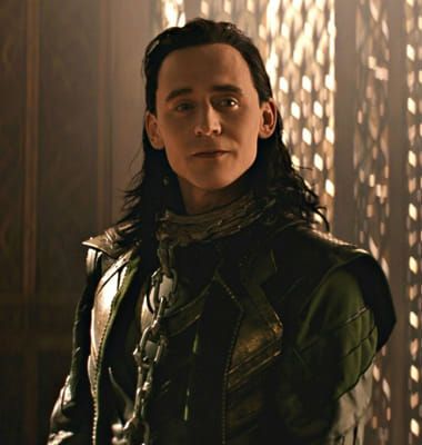Thomas Hiddleston, Loki Aesthetic, Hands Reaching Out, Loki Wallpaper, Karakter Marvel, Throne Room, Fall From Grace, Loki Marvel, Man Thing Marvel