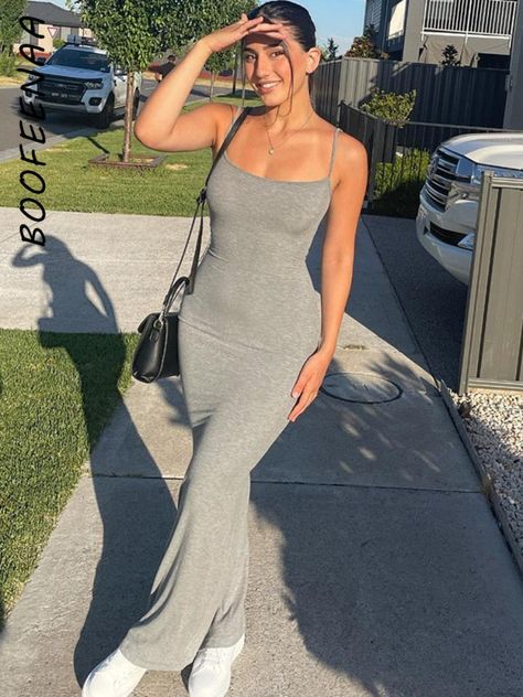 Vacation Outfits For Women, Summer Dress 2022, Long Maxi Dresses, Casual Summer Dress, Fitted Maxi Dress, Black Tie Affair, Maxi Robes, Grey Dress, Backless Maxi Dresses