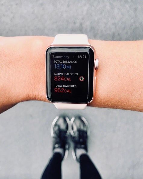 HOW I USE MY APPLE WATCH FOR FITNESS Apple Watch Fitness, Apple Smartwatch, Best Fitness Watch, Apple Watch Stand, Apple Watch Iphone, Apple Watches, Iwatch Apple, Fitness Watch, Smart Watches