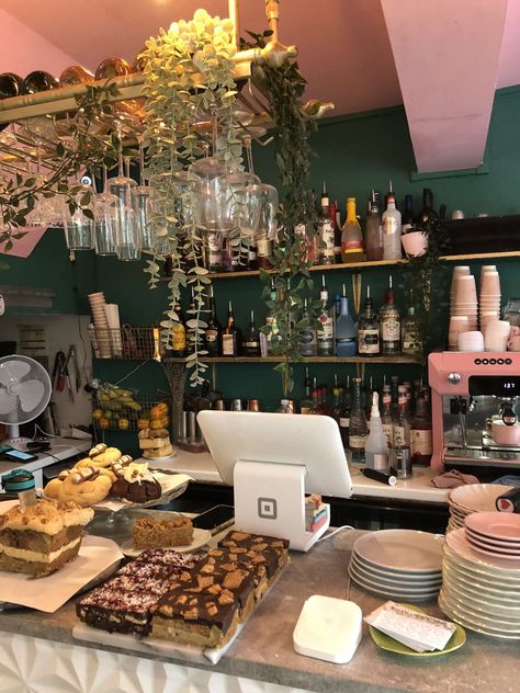 Pink And Green Cafe Interior, Green And Pink Coffee Shop, Shabby Chic Cafe Interior, Flower Cafe Shop, Lunchroom Aesthetic, Bakery With Plants, Floral And Coffee Shop, Florist And Coffee Shop, Pink Aesthetic Coffee Shop