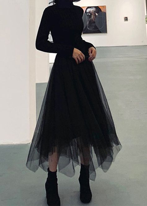 Beach Skirts, Body Positive Fashion, Tulle Skirts Outfit, Skirt Streetwear, Gonna In Tulle, Beautiful Ball Gowns, Puffy Skirt, Tulle Skirt Black, Comfortable Skirts