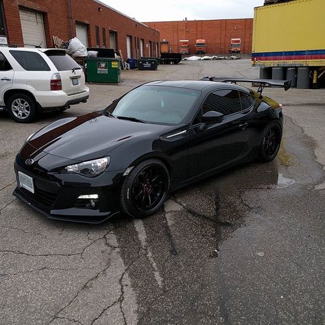 Modded blacked out brz with spoiler Modded Car Aesthetic, Car With Spoiler, Black Brz Subaru, Modded Brz Subaru, Subaru Brz Aesthetic, Cars With Spoilers, Subaru Sports Car, Brz Aesthetic, Black Gt86